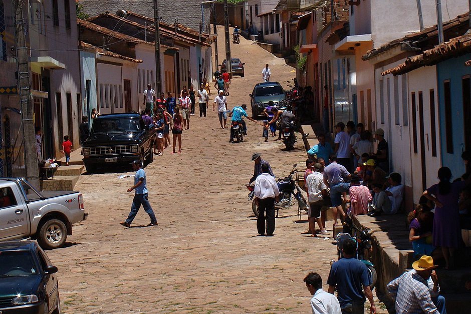 Rio de Contas: Comunidade de Mato Grosso vive há três séculos com casamento entre primos
