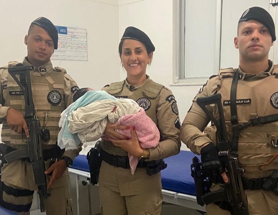 Bebê recém-nascido é resgatado por policiais após ser abandonado em Catu